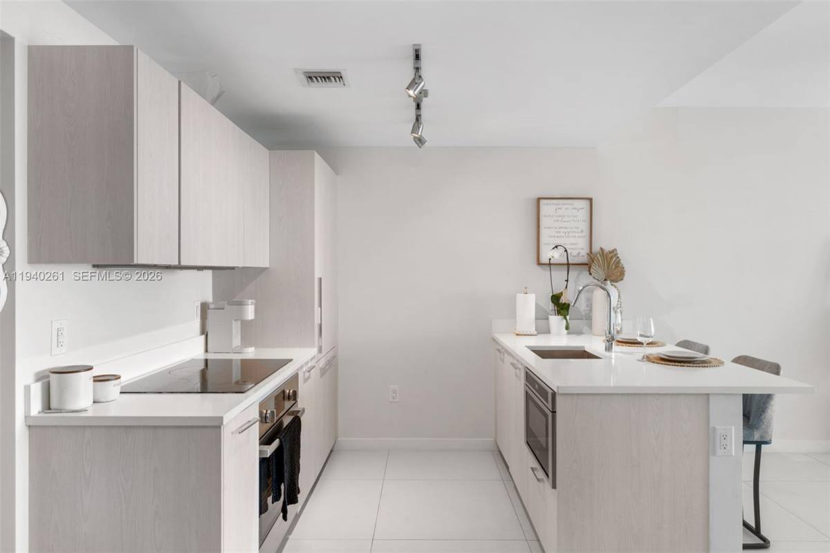 Apartment for rent at 501 NE 31st St #1503, Miami, FL 33137