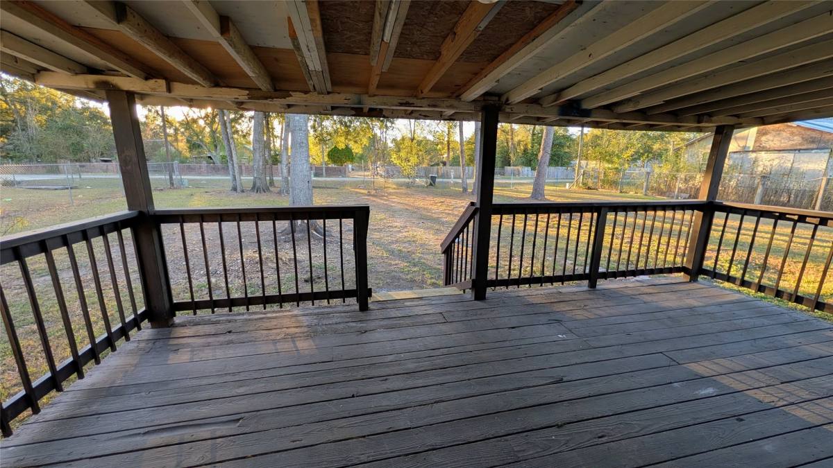 Apartment for rent at 6621 W Forest Rd, Conroe, TX 77306