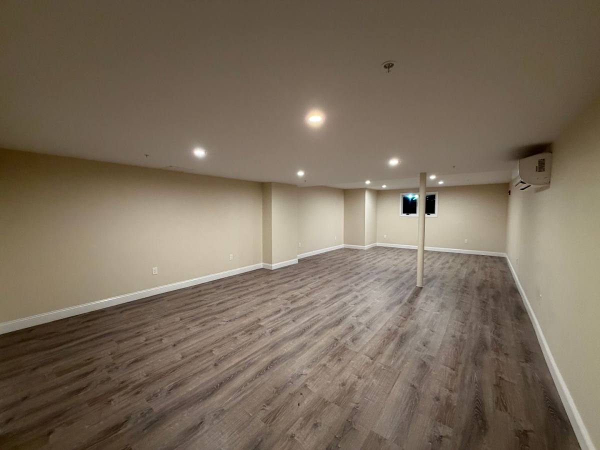 Apartment for rent at 5 Pleasant St #110, Methuen, MA 01844