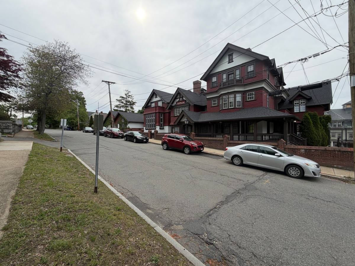 Apartment for rent at 5 Pleasant St #110, Methuen, MA 01844