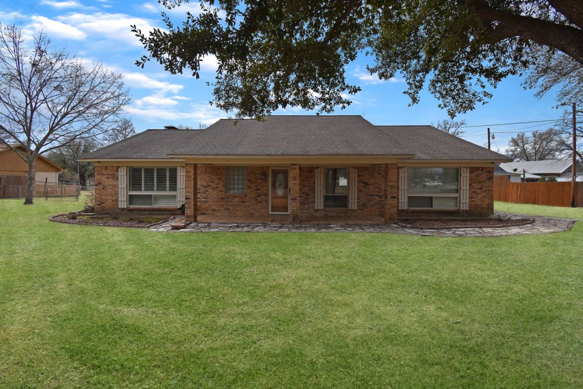House for rent at 16640 Quiet Bay Dr, Tyler, TX 75707