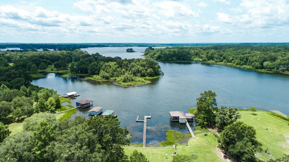 House for rent at 16640 Quiet Bay Dr, Tyler, TX 75707