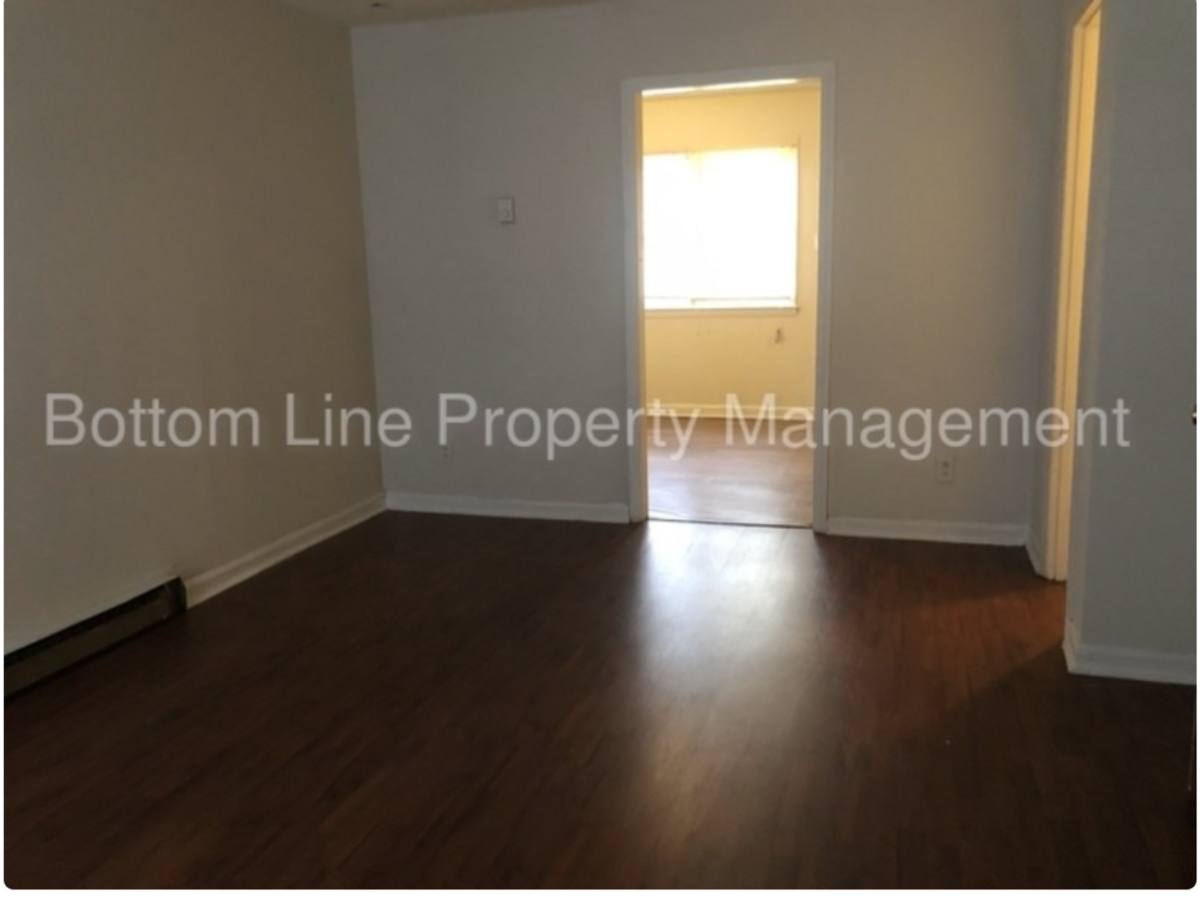 Apartment for rent at 3235 Ross Ave, Charlotte, NC 28208