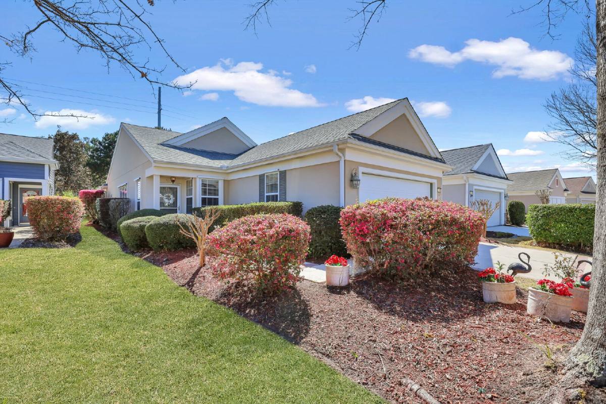 House for rent at 12 Moonglow Court, Okatie, SC 29909