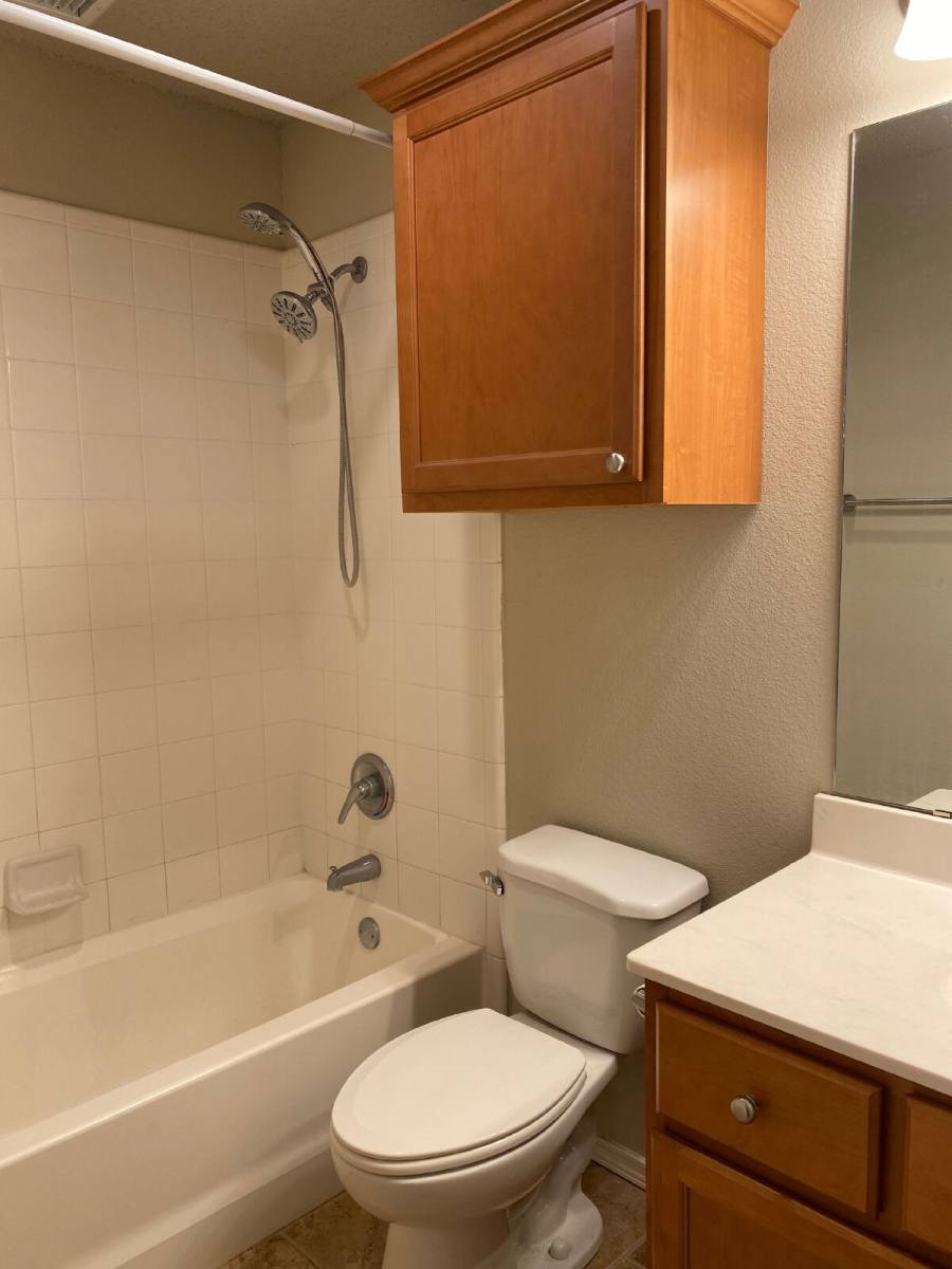 Townhouse for rent at 2104 Main St #4, Lubbock, TX 79401