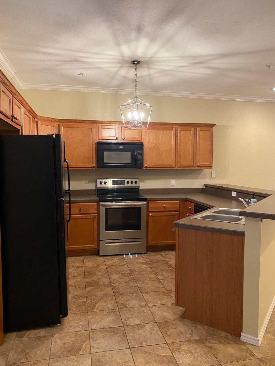 Townhouse for rent at 2104 Main St #4, Lubbock, TX 79401