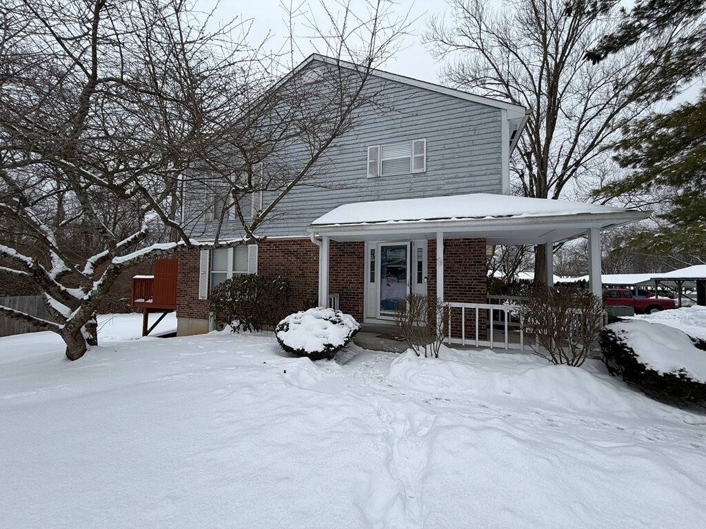 Condo for rent at 816 Woodlyn Dr S, Cincinnati, OH 45230