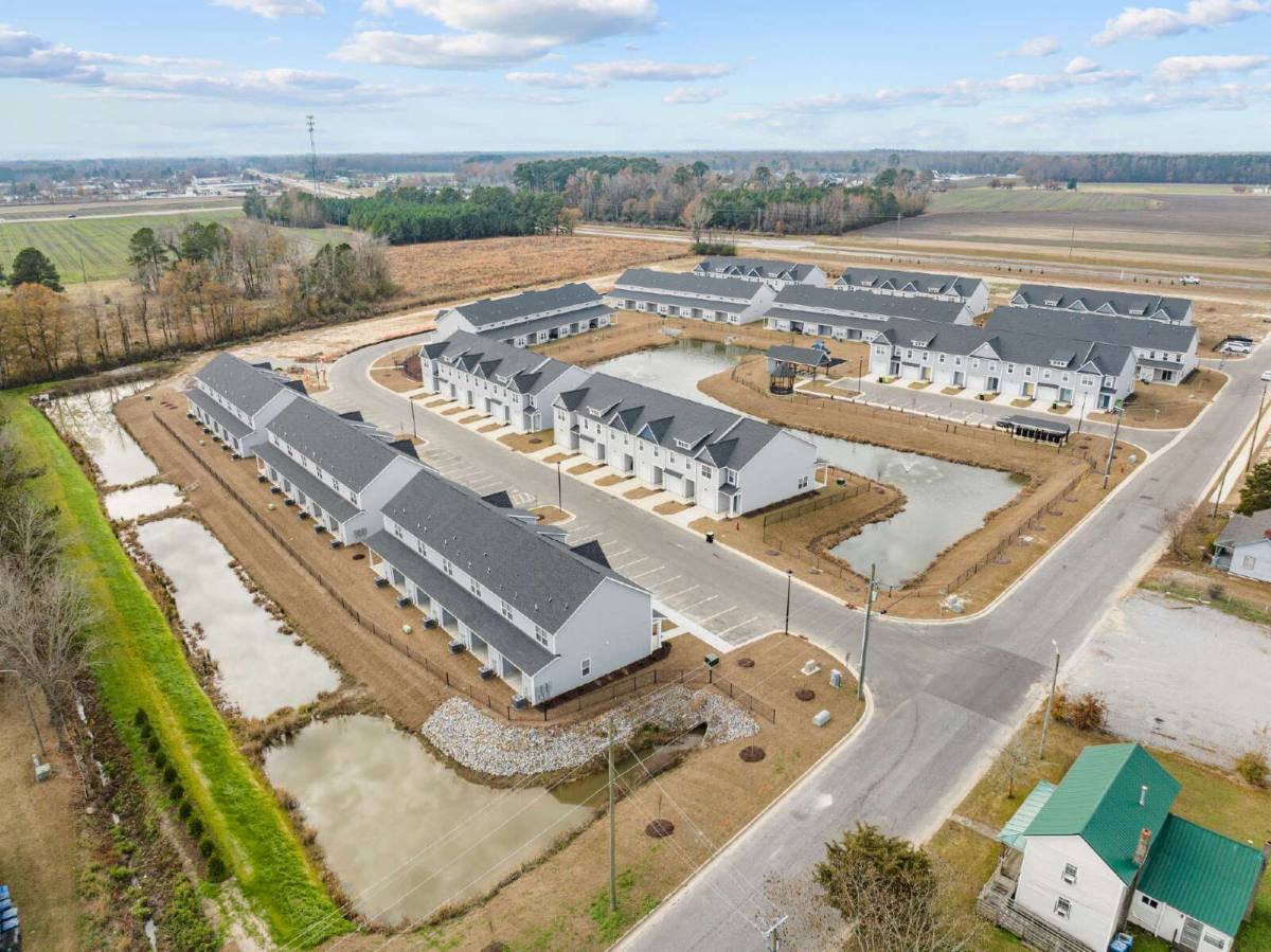 Townhouse for rent at 2629-D Virginia Mae Lane, Winterville, NC 28590