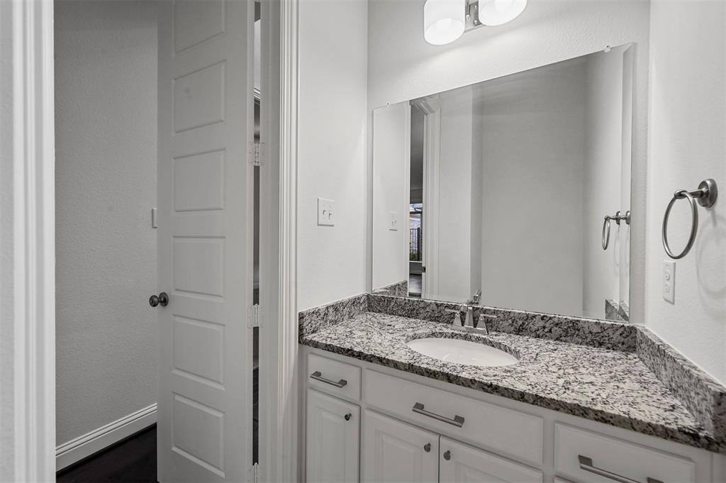 Townhouse for rent at 4925 McKinney Hollow Dr, McKinney, TX 75070