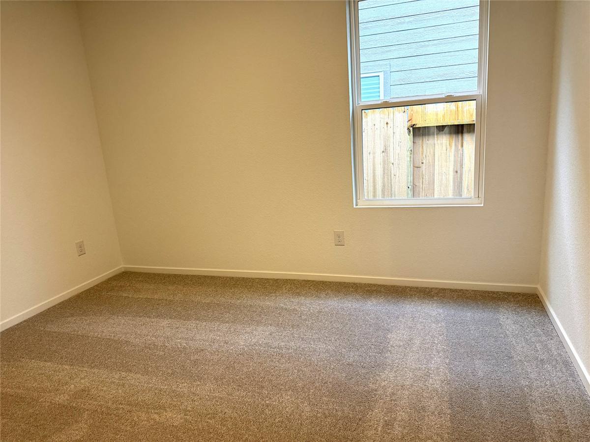 Apartment for rent at 1511 Sunset Ridge Dr, Conroe, TX 77306