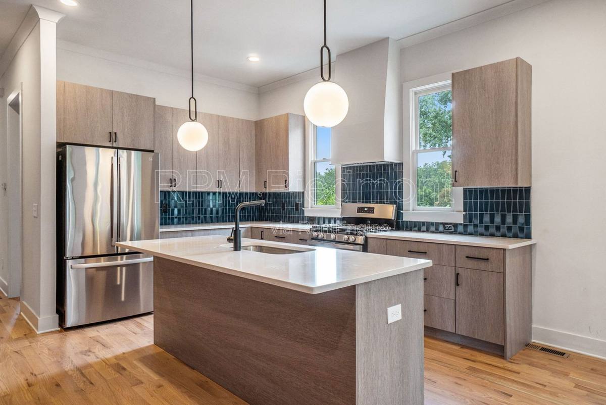 Apartment for rent at 1081 Hill St SE #B, Atlanta, GA 30315