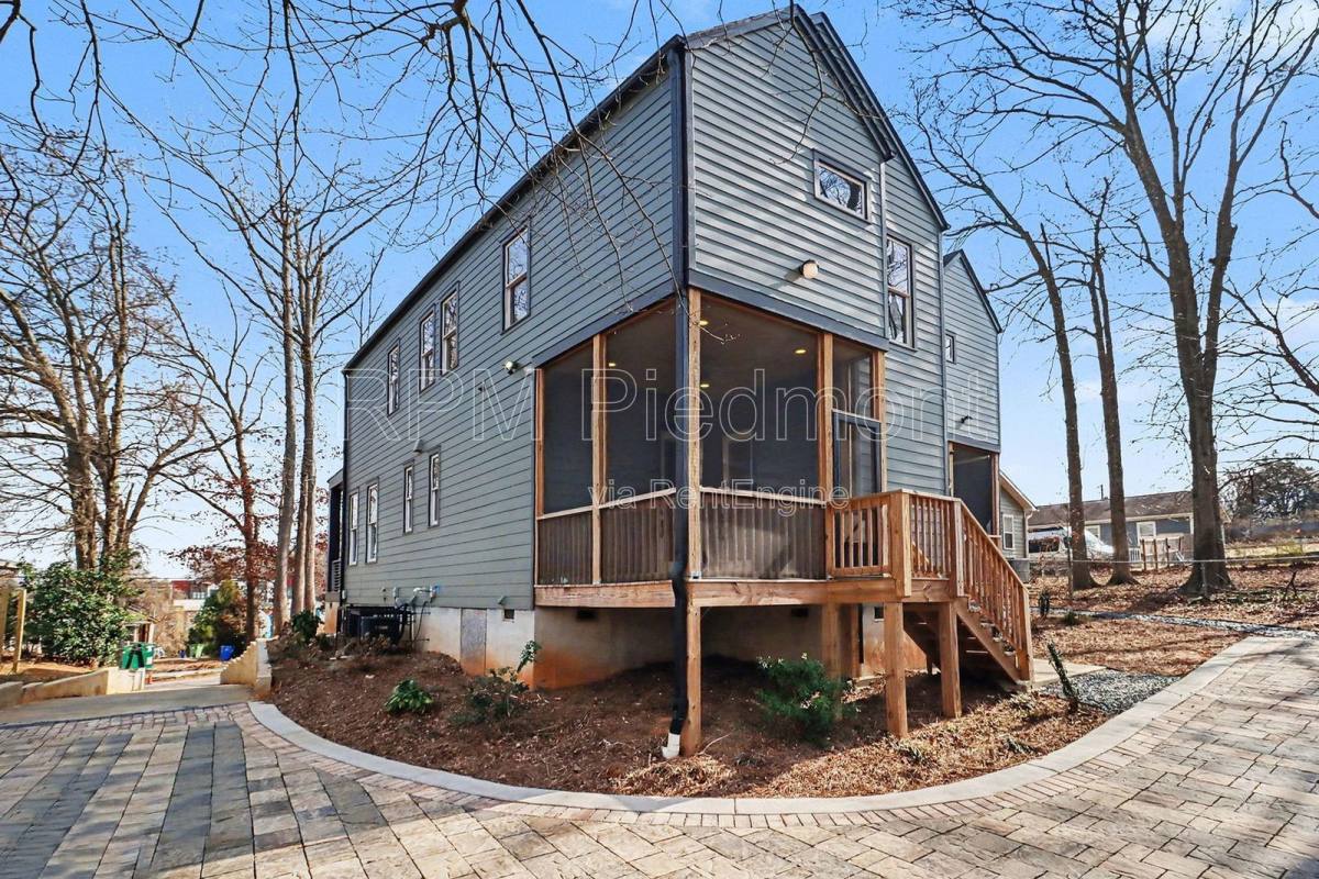 Apartment for rent at 1081 Hill St SE #B, Atlanta, GA 30315