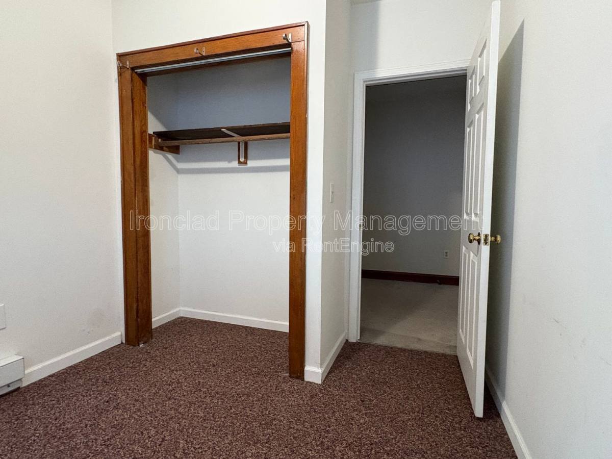 Apartment for rent at 173 Leesville Rd #B, Moodus, CT 06469