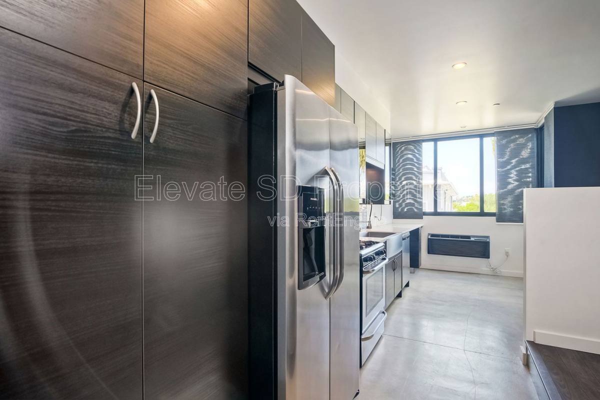 Apartment for rent at 1965 Columbia St #6, San Diego, CA 92101