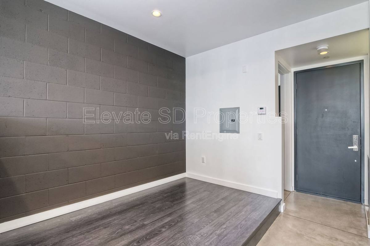 Apartment for rent at 1965 Columbia St #6, San Diego, CA 92101
