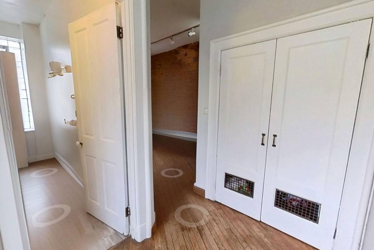 Apartment for rent at 2222 Ohio Ave #2, Cincinnati, OH 45219