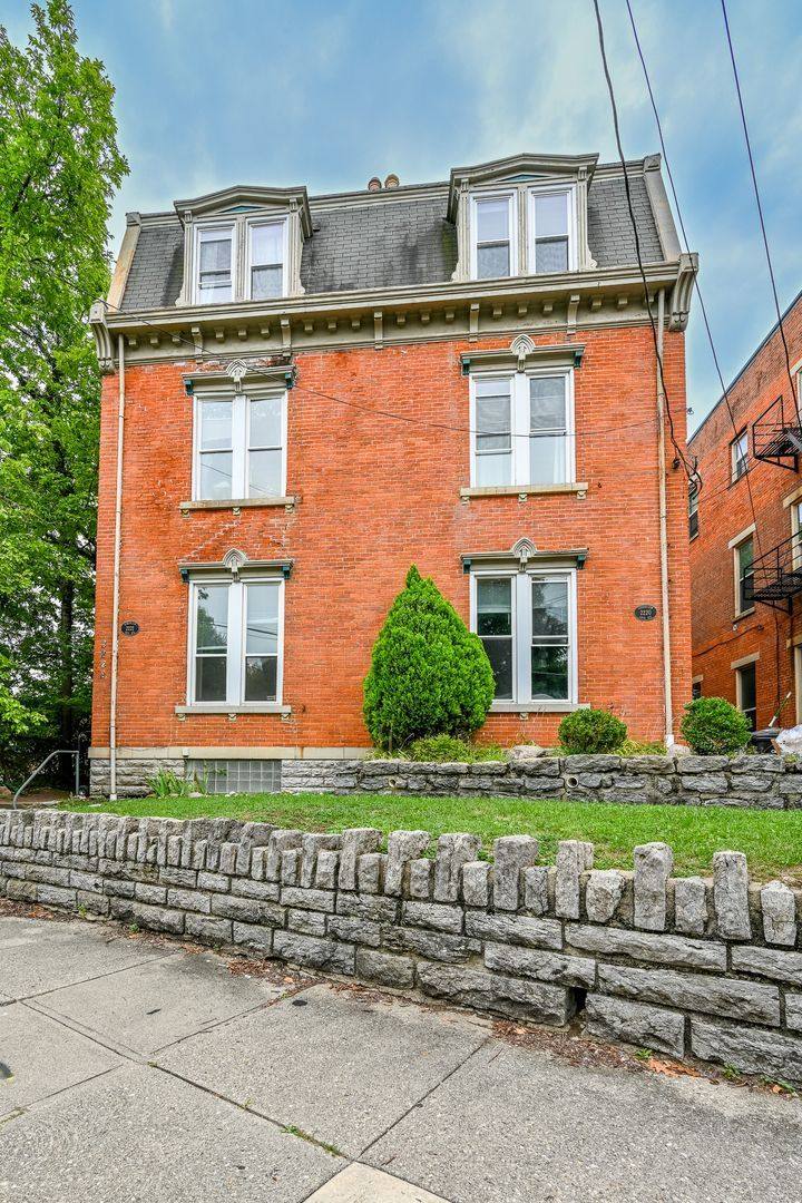 Apartment for rent at 2222 Ohio Ave #2, Cincinnati, OH 45219