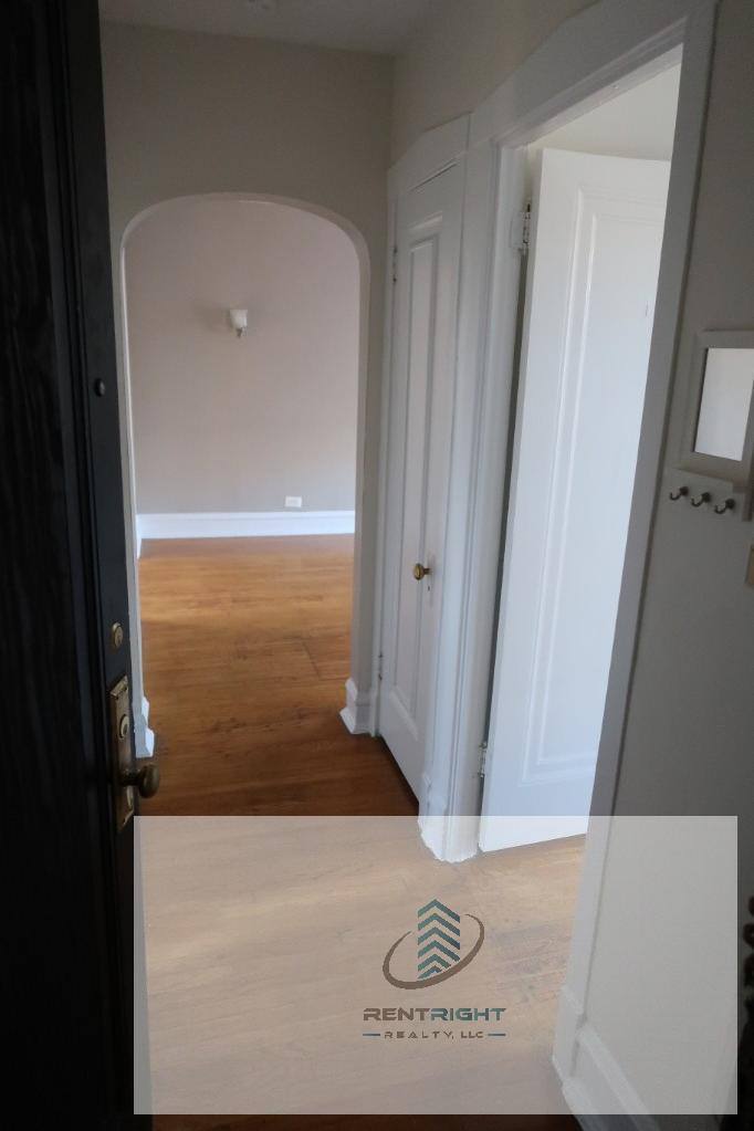 Apartment for rent at 1749 W Devon Ave #3, Chicago, IL 60660