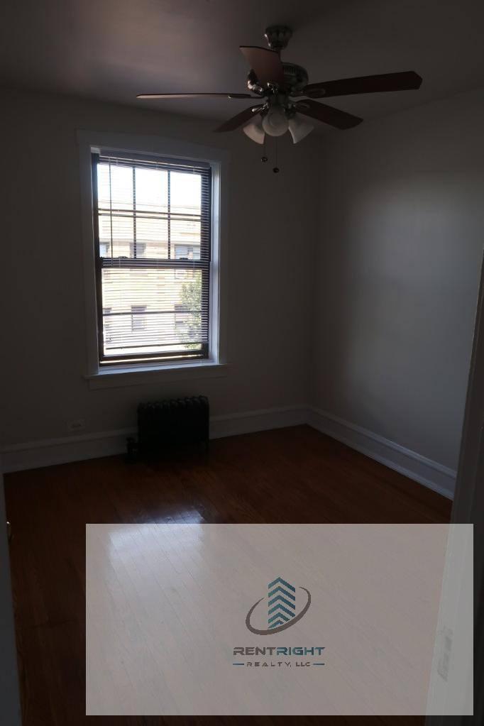 Apartment for rent at 1749 W Devon Ave #3, Chicago, IL 60660