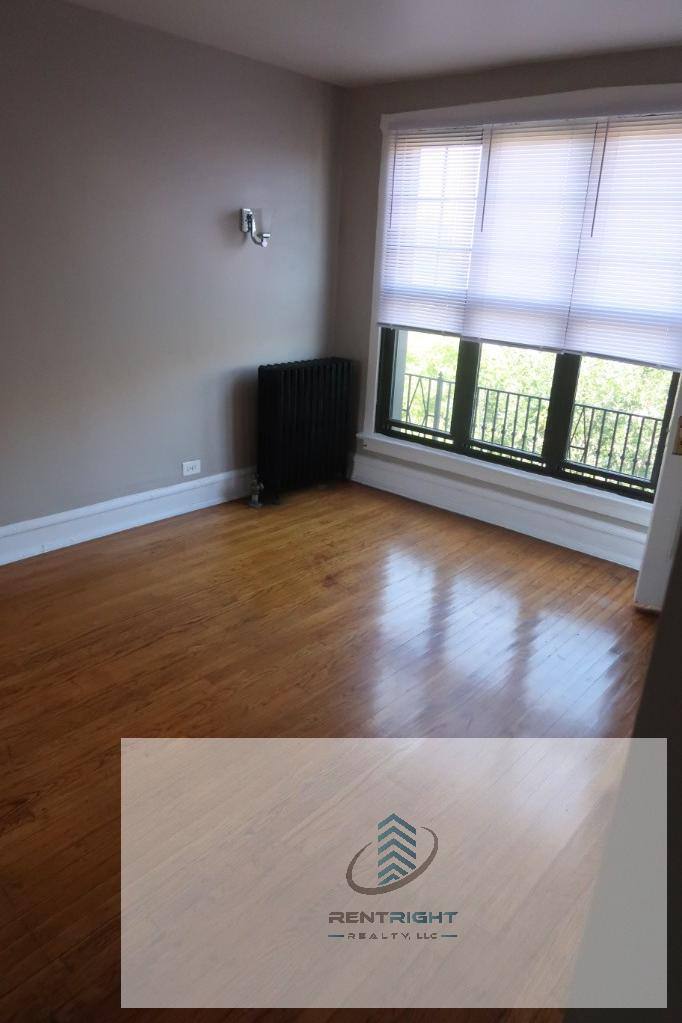 Apartment for rent at 1749 W Devon Ave #3, Chicago, IL 60660