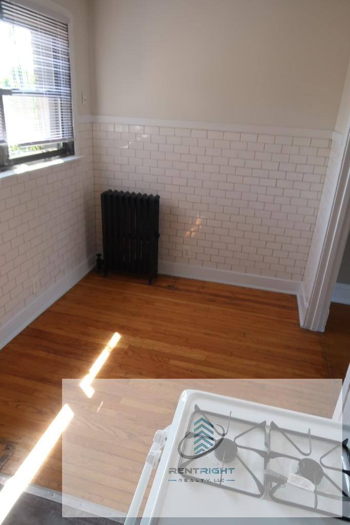 Apartment for rent at 1749 W Devon Ave #3, Chicago, IL 60660
