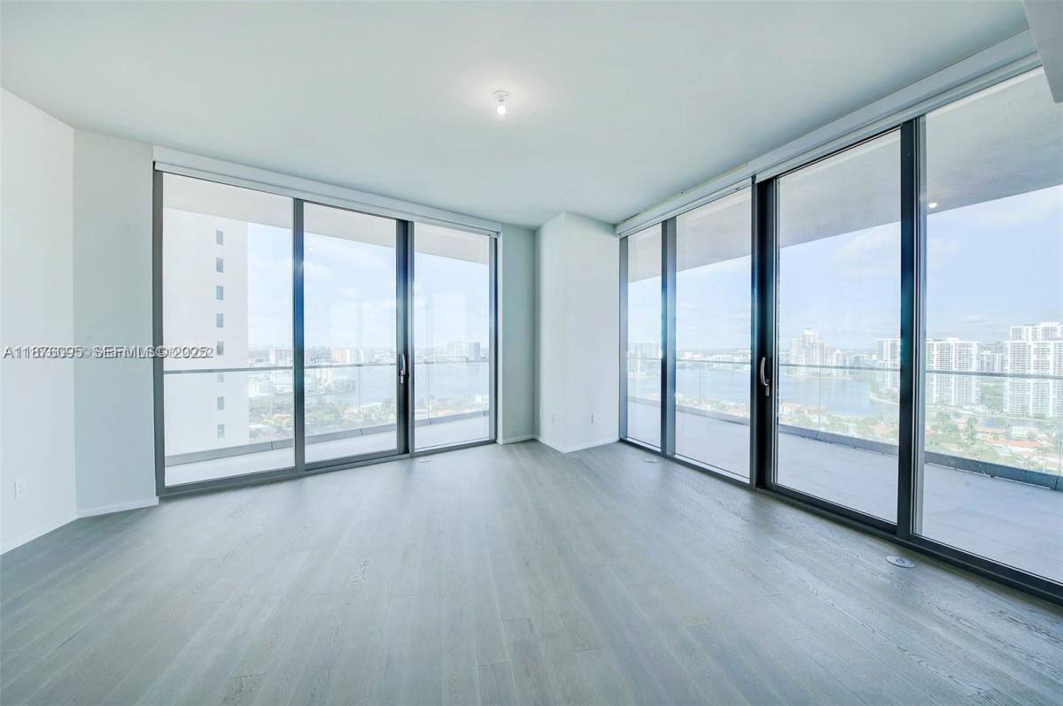 Apartment for rent at 18975 Collins Ave #2205, North Miami Beach, FL 33160