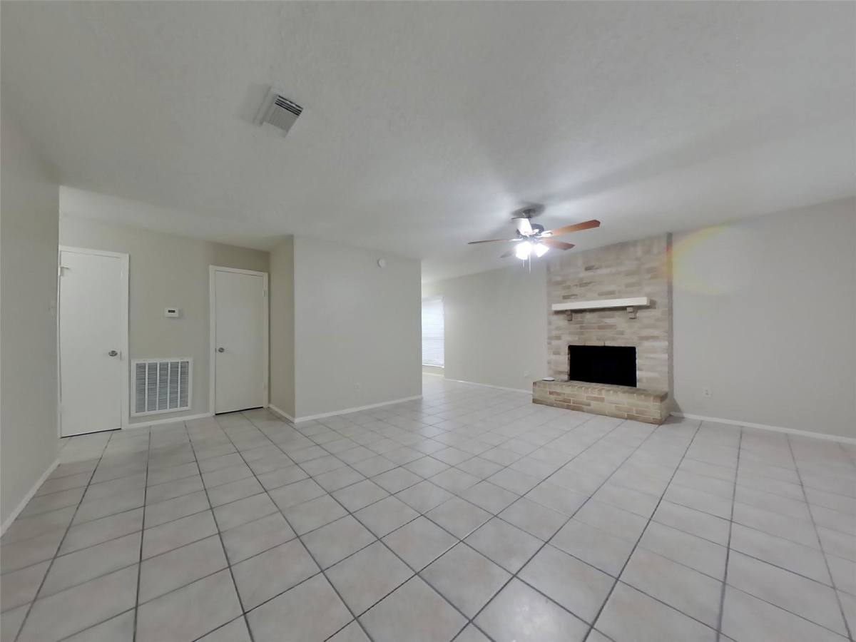 House for rent at 4615 Tealgate Dr, Spring, TX 77373