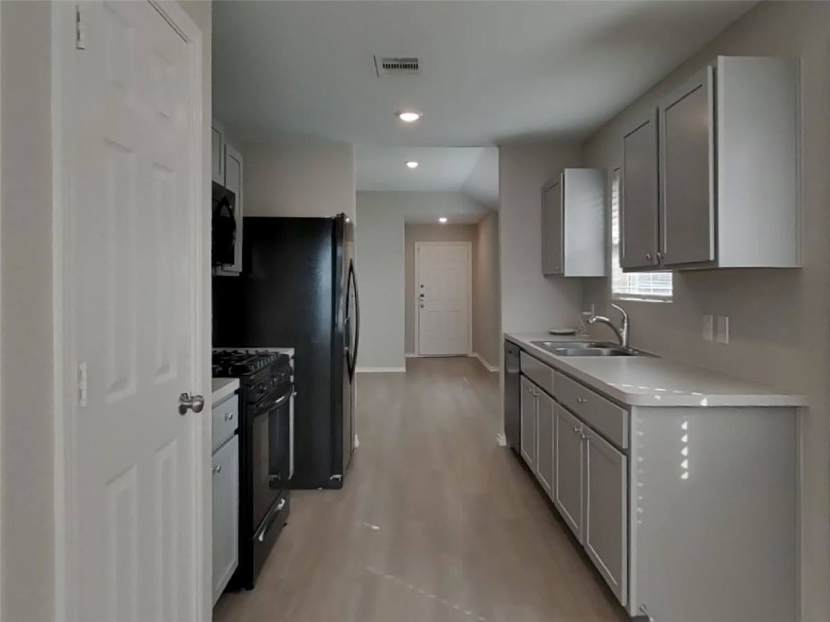 House for rent at 11151 N Lake Mist Lane, Willis, TX 77318