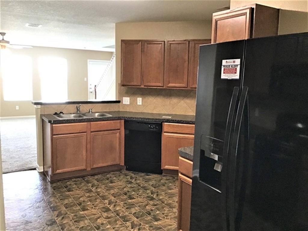 House for rent at 16843 Blackberry Lily Lane, Conroe, TX 77385