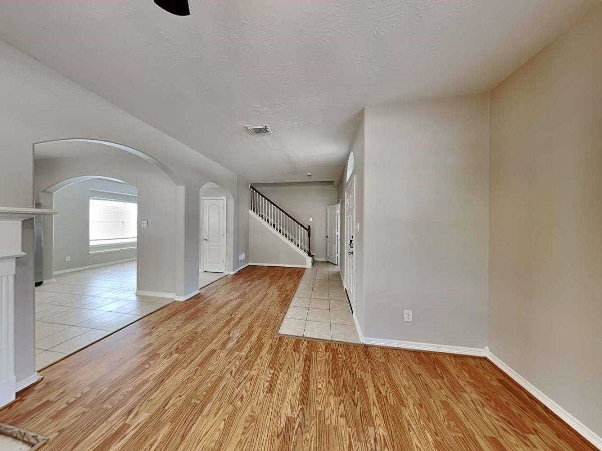 House for rent at 28919 Hidden Lake Court, Magnolia, TX 77354