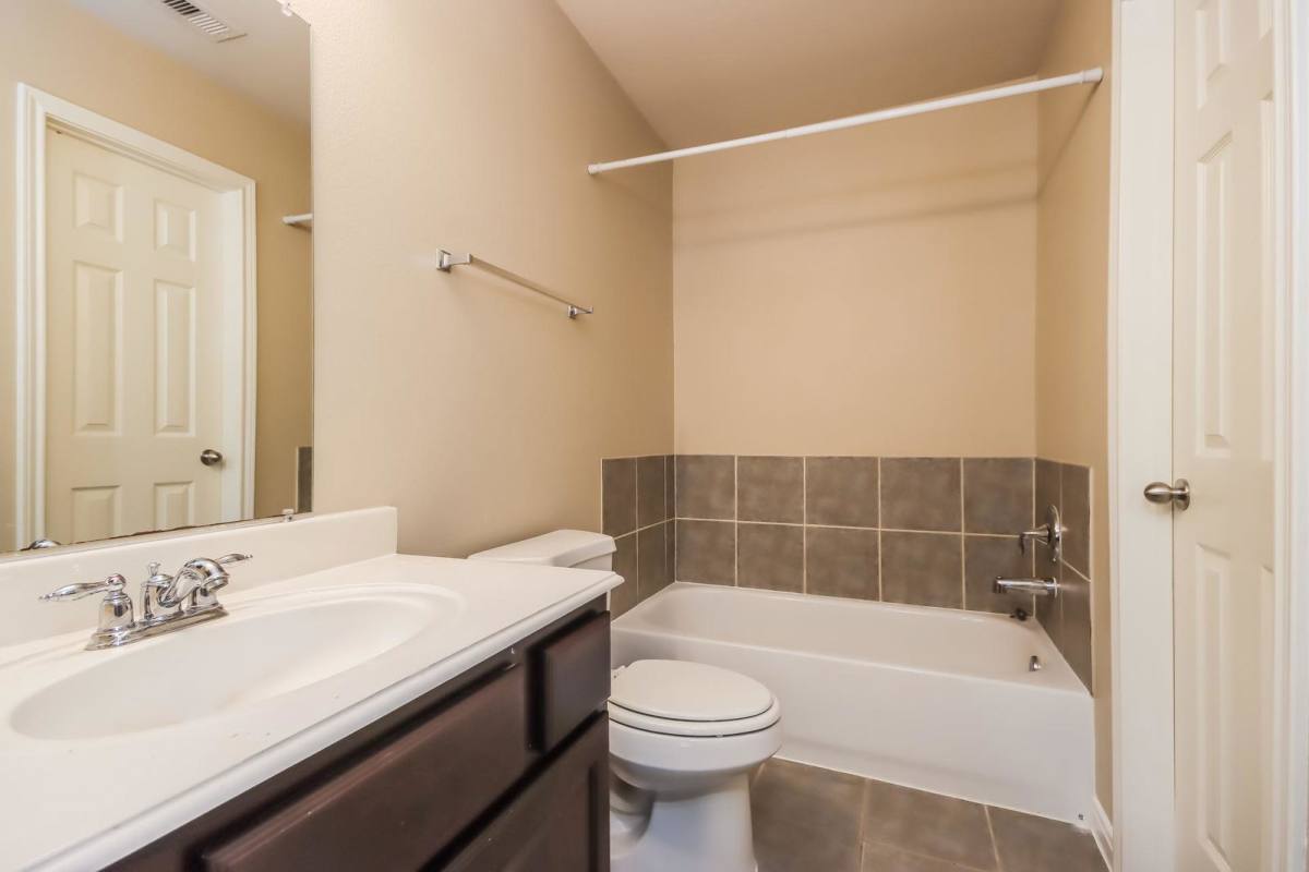 House for rent at 308 Broken Pine Court, Conroe, TX 77304