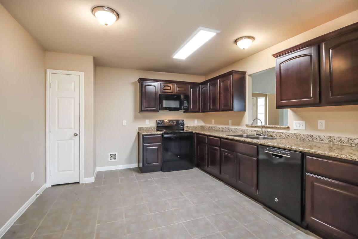 House for rent at 308 Broken Pine Court, Conroe, TX 77304