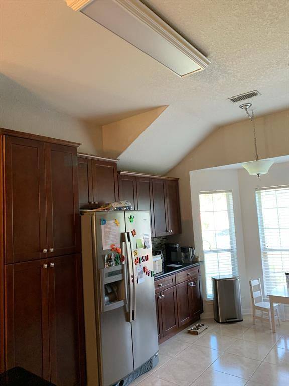 House for rent at 254 Maple Lane, Conroe, TX 77304
