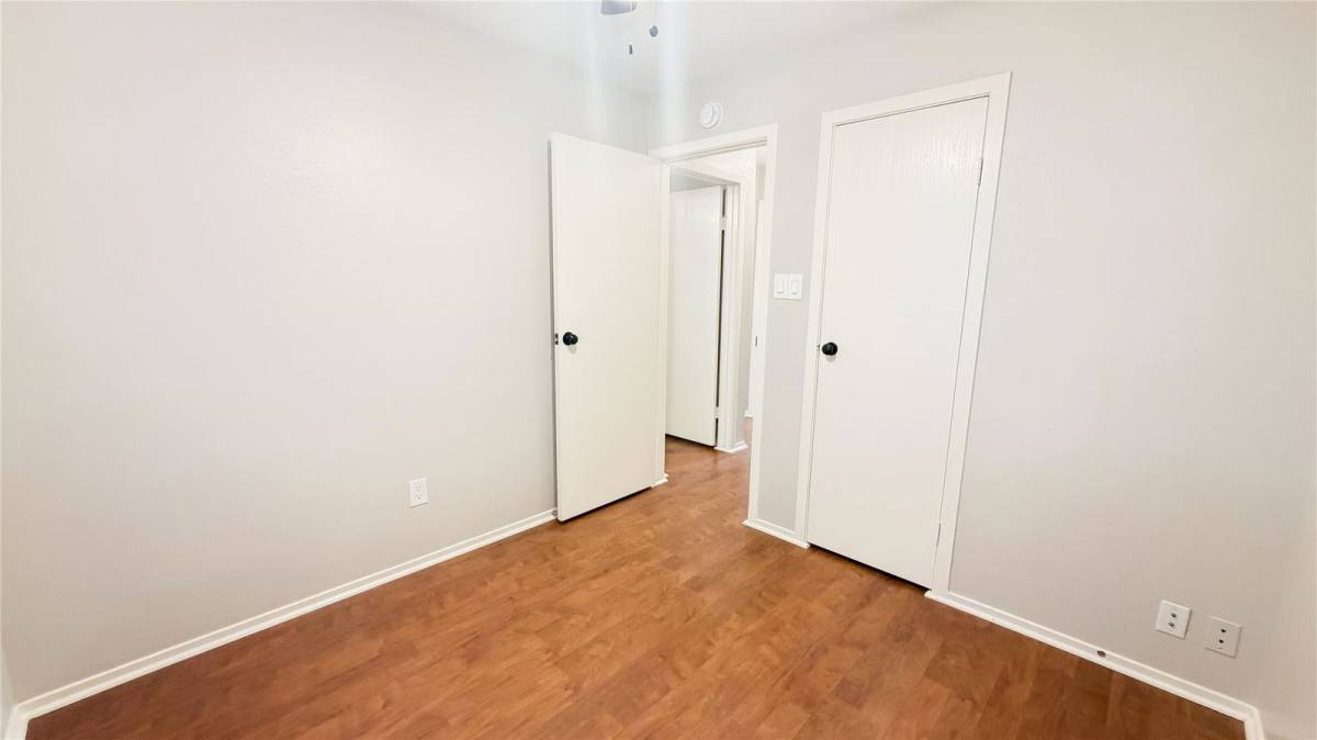 House for rent at 31 Dellforest Court, Spring, TX 77381