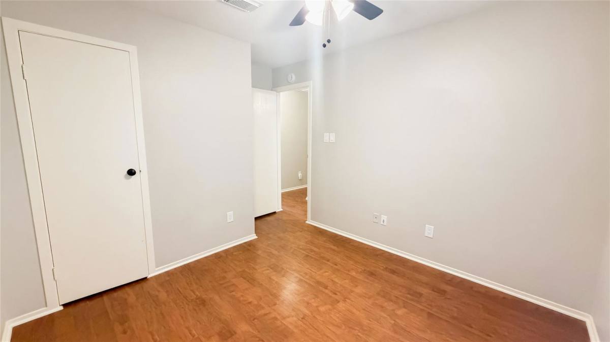 House for rent at 31 Dellforest Court, Spring, TX 77381