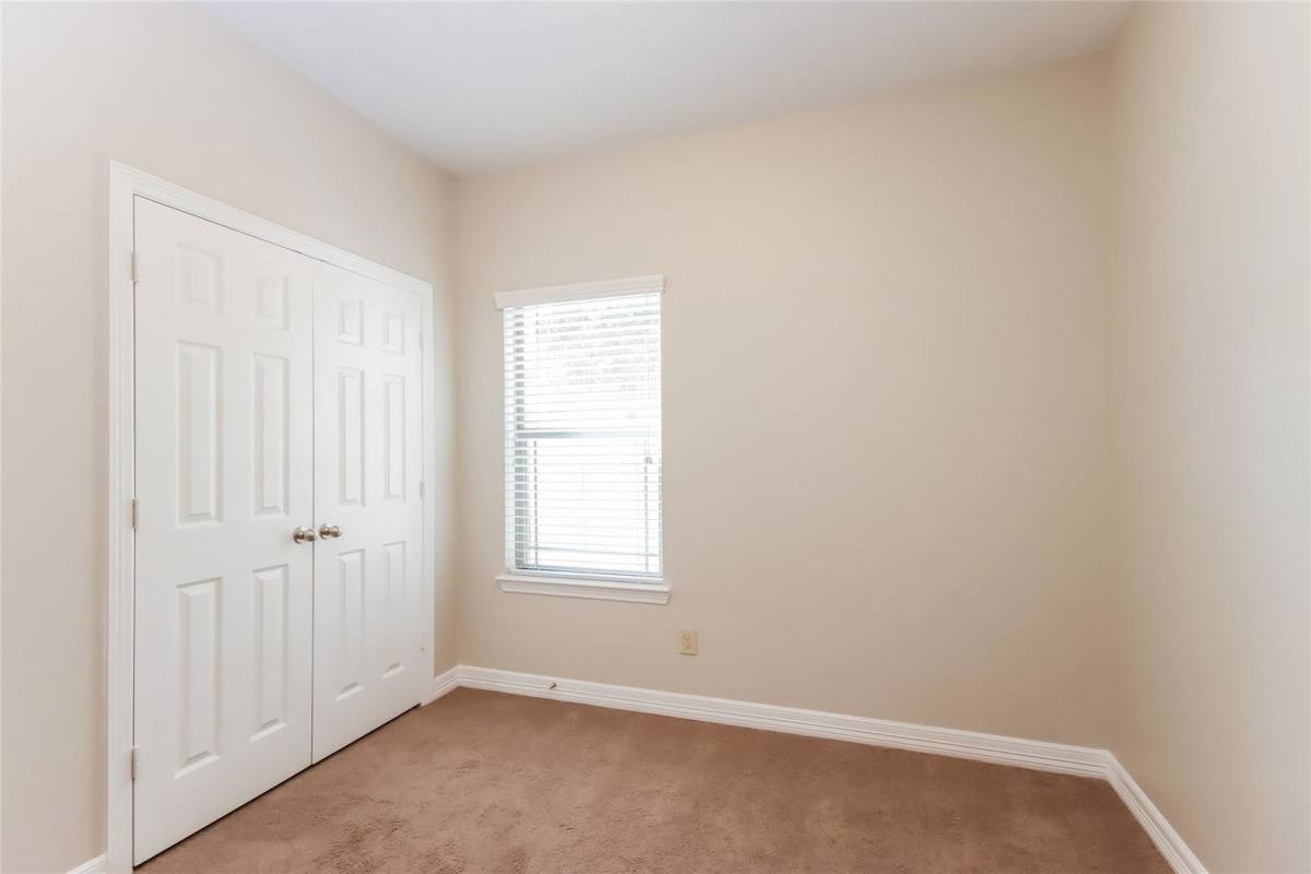 House for rent at 2046 Lost Pine Court, Conroe, TX 77304