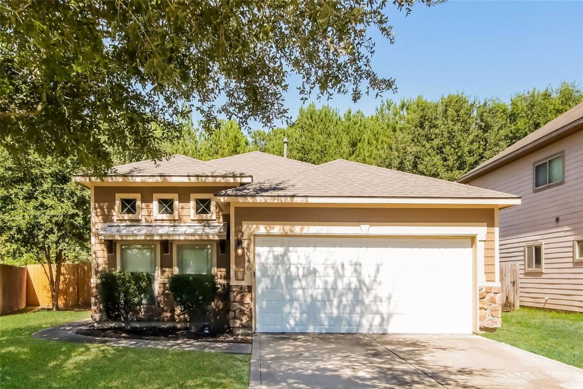 House for rent at 2046 Lost Pine Court, Conroe, TX 77304