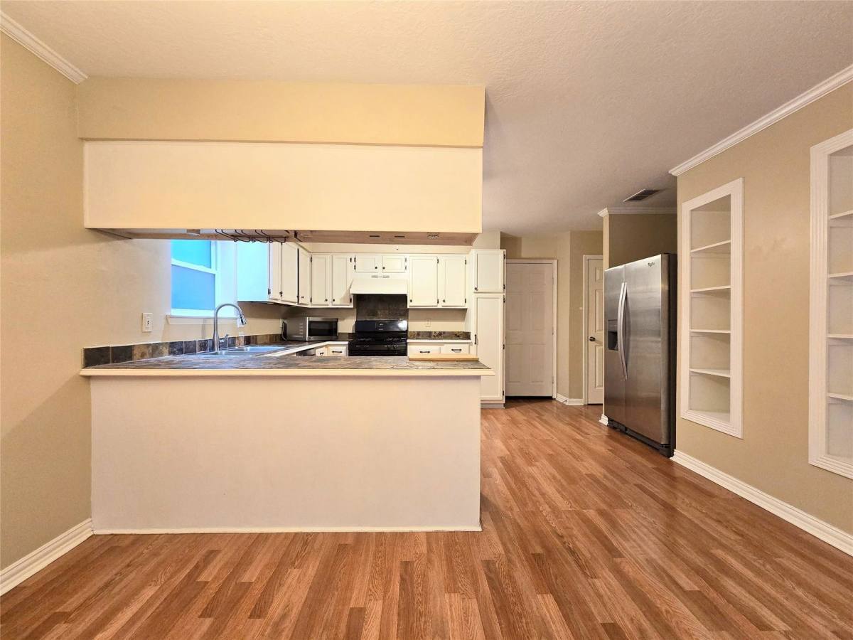 House for rent at 29 Coralberry Court, Spring, TX 77381