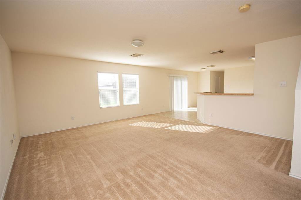 House for rent at 310 Falling Pine Dr, Conroe, TX 77304