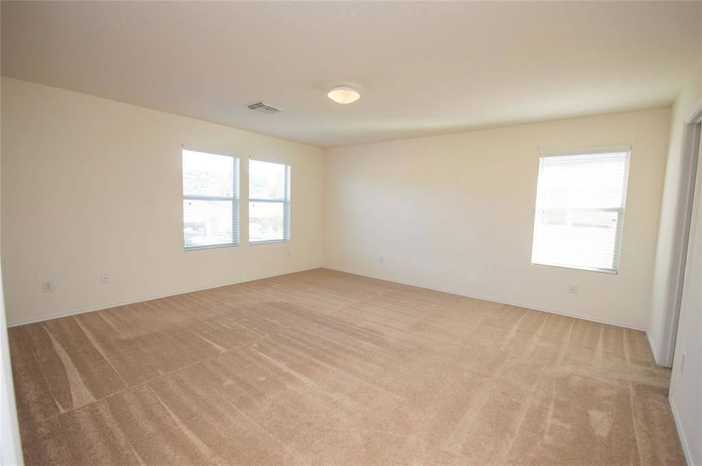 House for rent at 310 Falling Pine Dr, Conroe, TX 77304