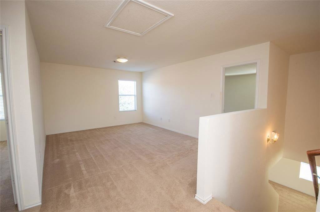 House for rent at 310 Falling Pine Dr, Conroe, TX 77304