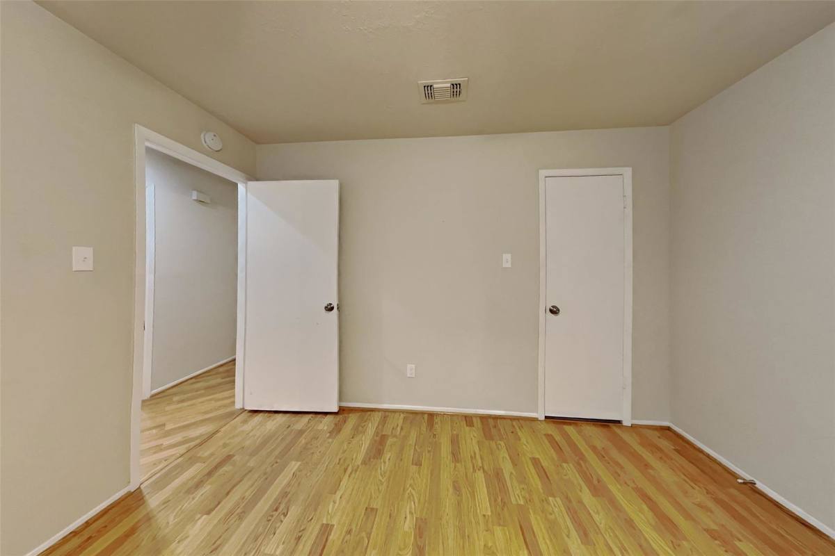 House for rent at 20 Early Dawn Court, Spring, TX 77381