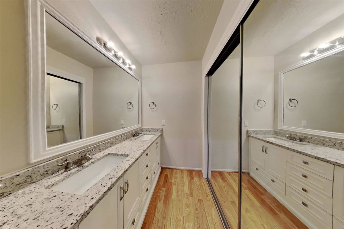 House for rent at 20 Early Dawn Court, Spring, TX 77381