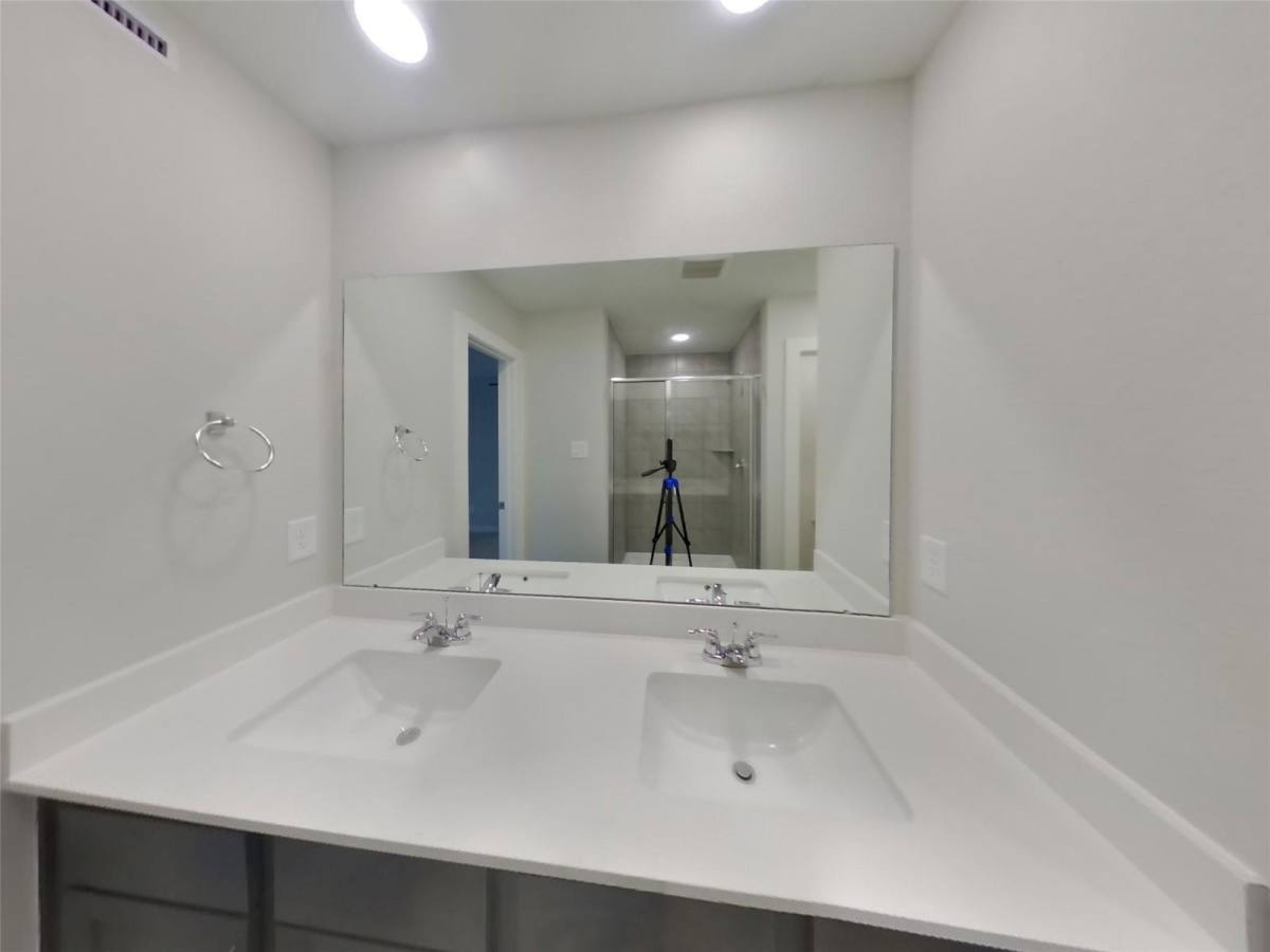 House for rent at 9835 Willow Creek Commerce Dr #502, Tomball, TX 77375