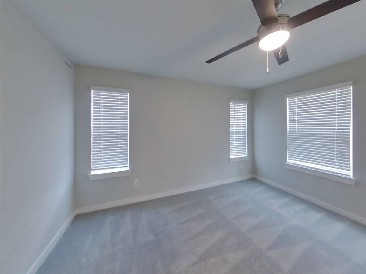 House for rent at 9835 Willow Creek Commerce Dr #502, Tomball, TX 77375