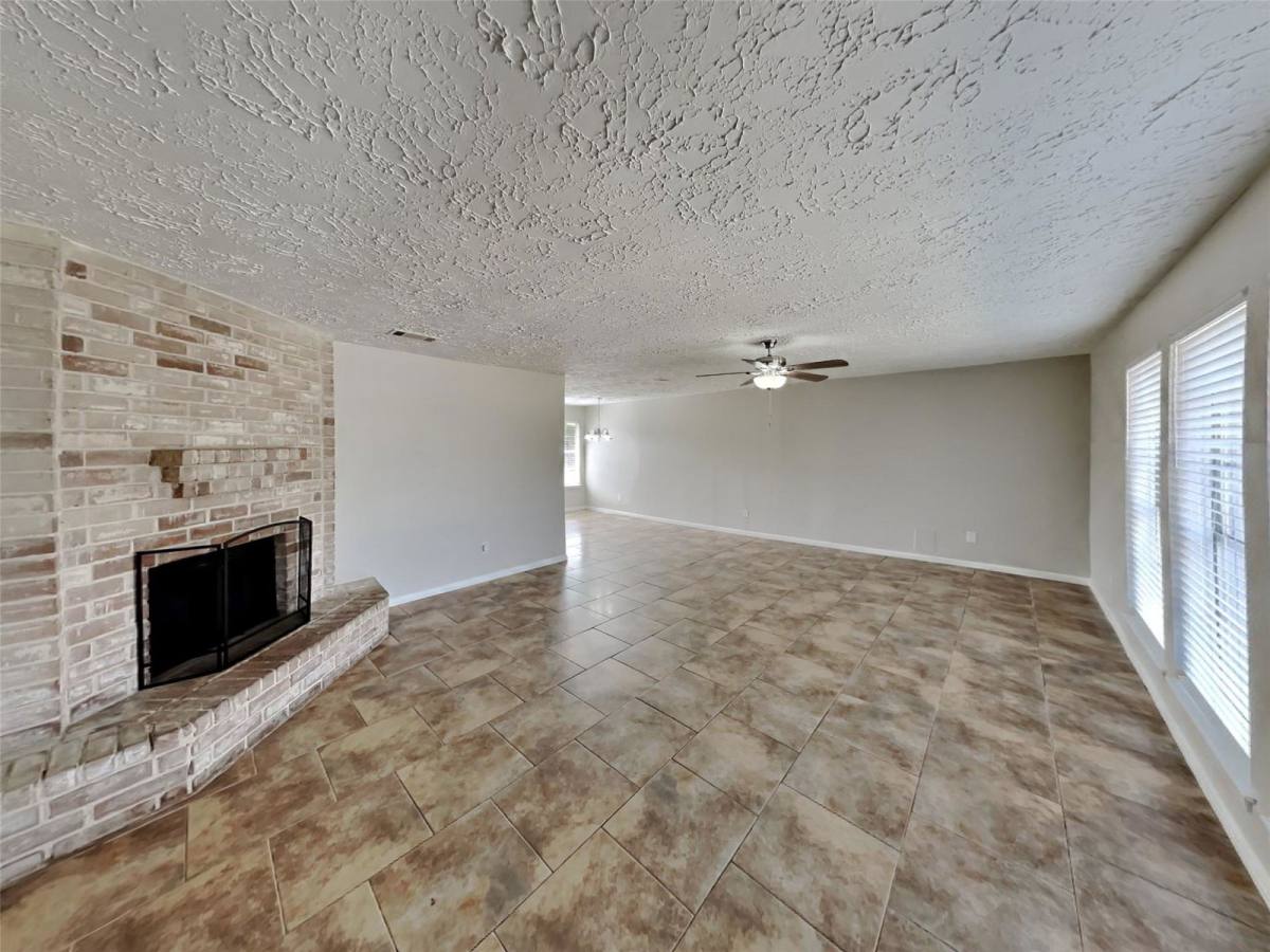 House for rent at 20211 Cottonglade Lane, Humble, TX 77338