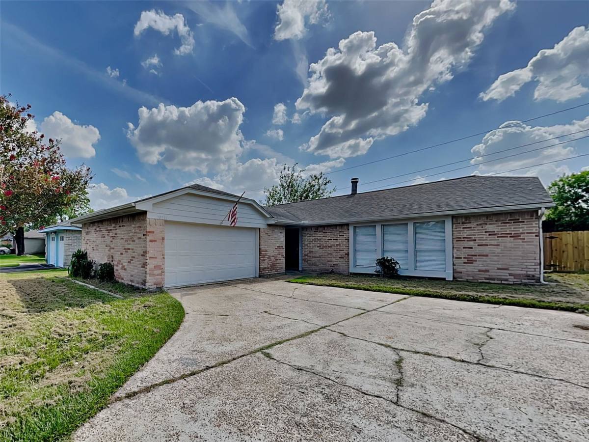 House for rent at 20211 Cottonglade Lane, Humble, TX 77338