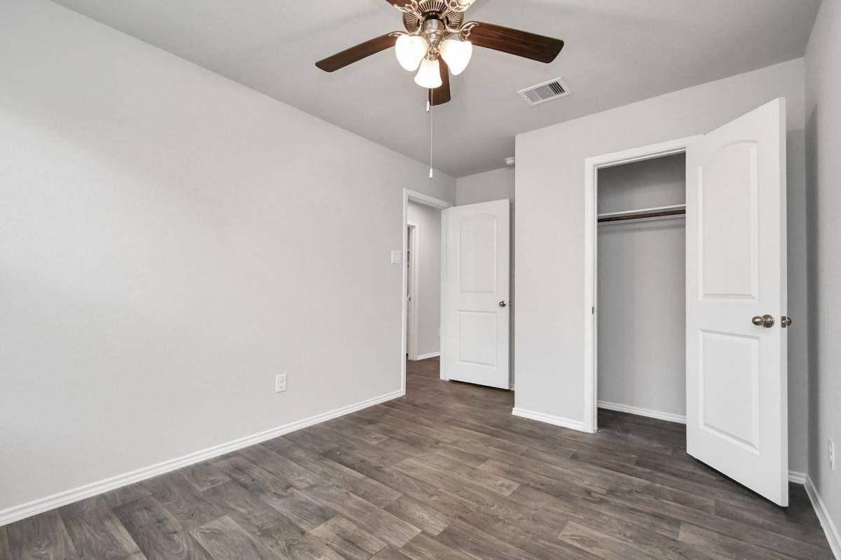 House for rent at 9878 Laurel Lake Dr, Conroe, TX 77384