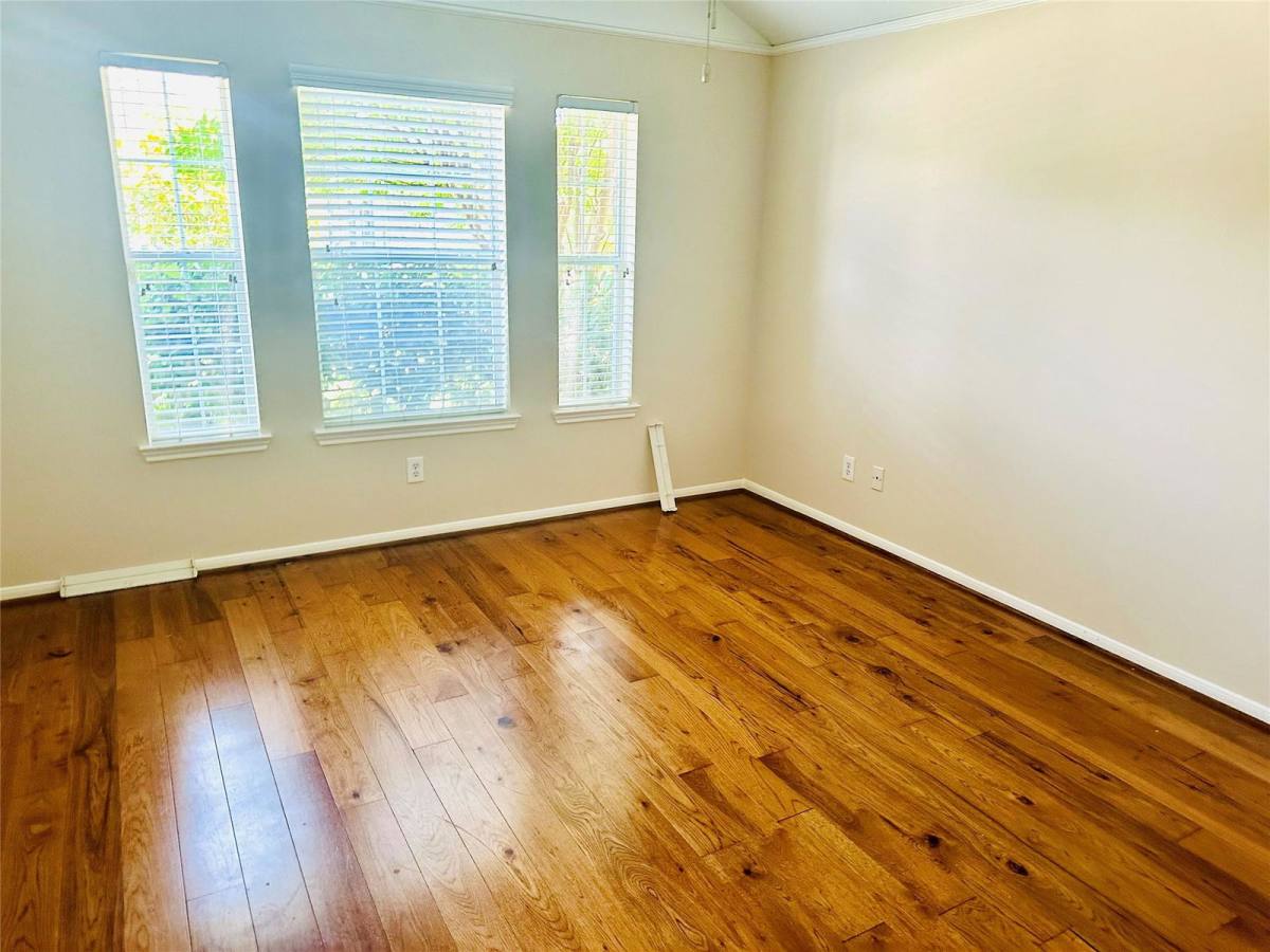 House for rent at 25330 Barmby Dr, Tomball, TX 77375