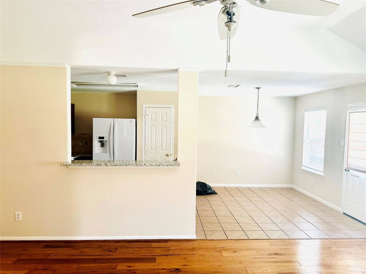 House for rent at 25330 Barmby Dr, Tomball, TX 77375